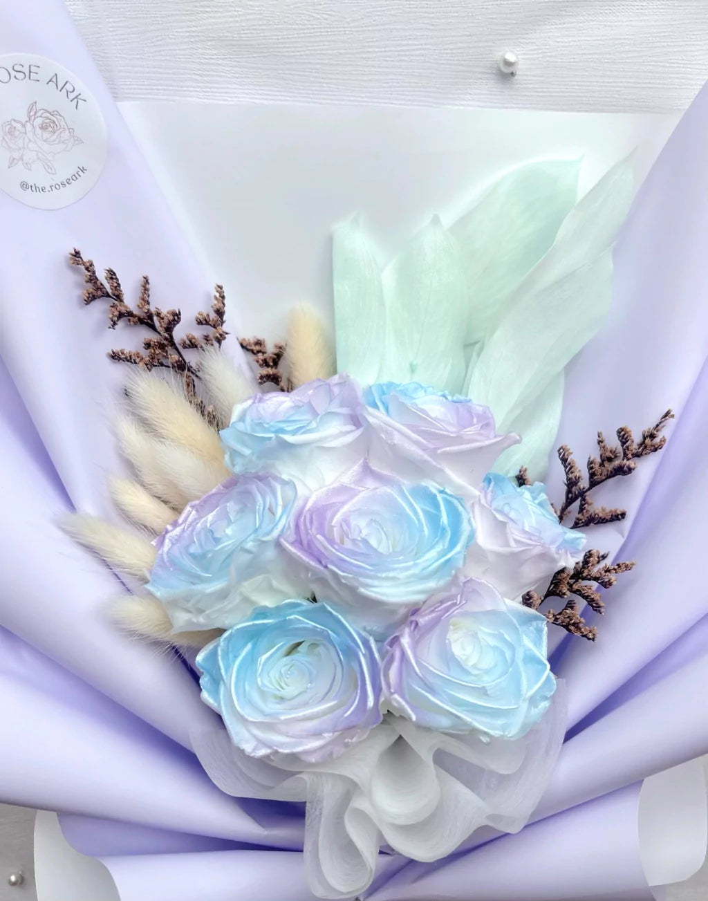 ARIEL'S CHARM PRESERVED FLOWER BOUQUET