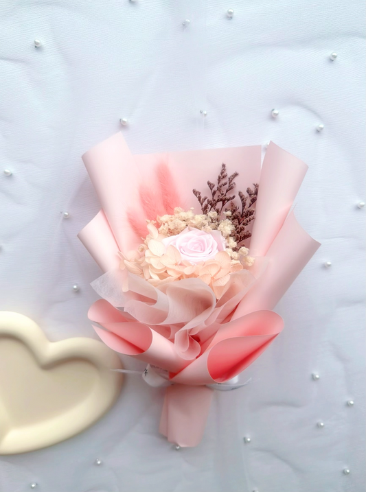 PETITE ROSE PRESERVED FLOWER BOUQUET